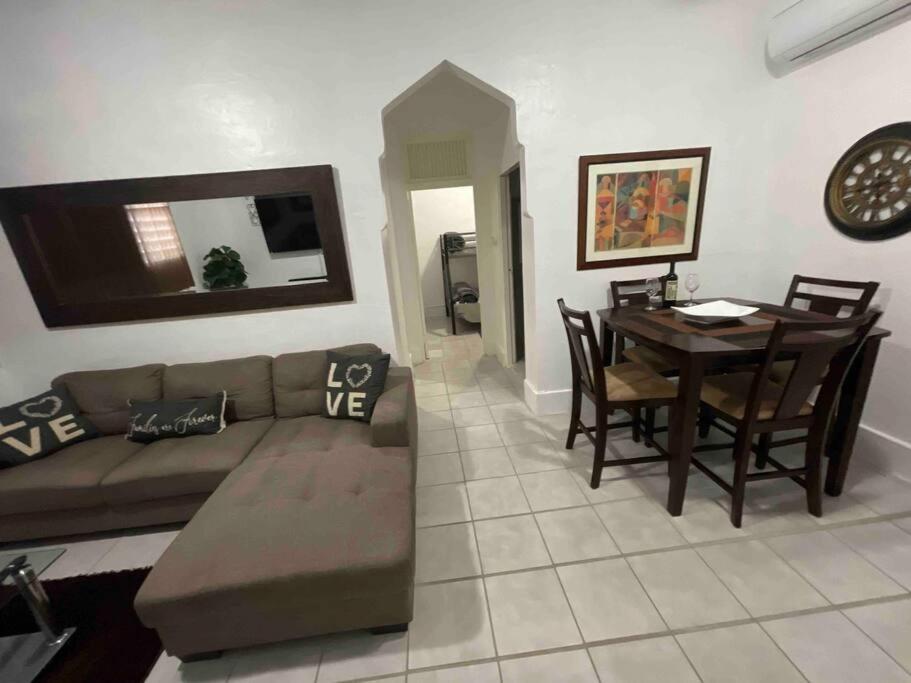 Contemporary 2Br Apt In The Heart Of San Juan Villa Exterior photo